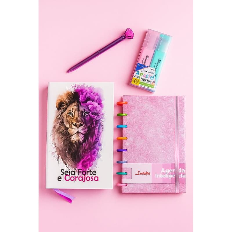 kit Bíblia Seja Forte e Corajosa, Caderno, Marca Texto e Caneta Biblia com Harpa Biblia Sagrada Versão Almeida corrigida