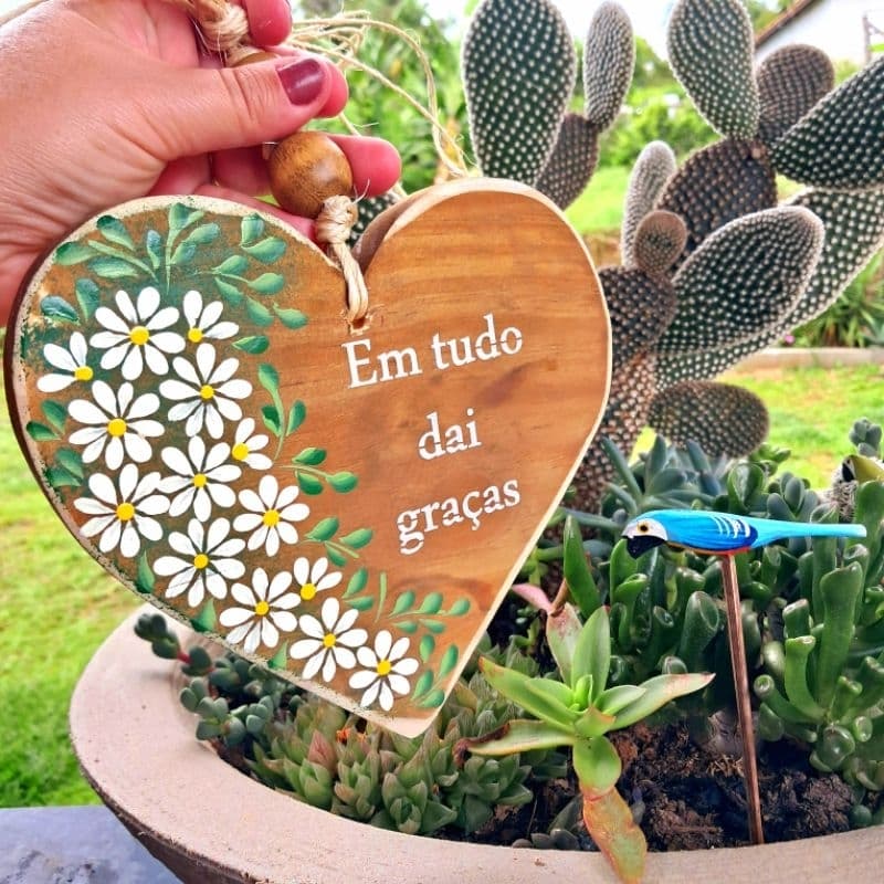 CORAÇÃO DE MADEIRA DECORATIVO ARTESANAL COM FRASE CRISTÃ  ENFEITE RÚSTICO PRESENTE CRISTÃO